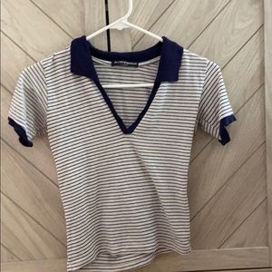 Striped tee with v neck and collar